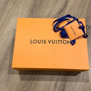Louis Vuitton box 10.5x14